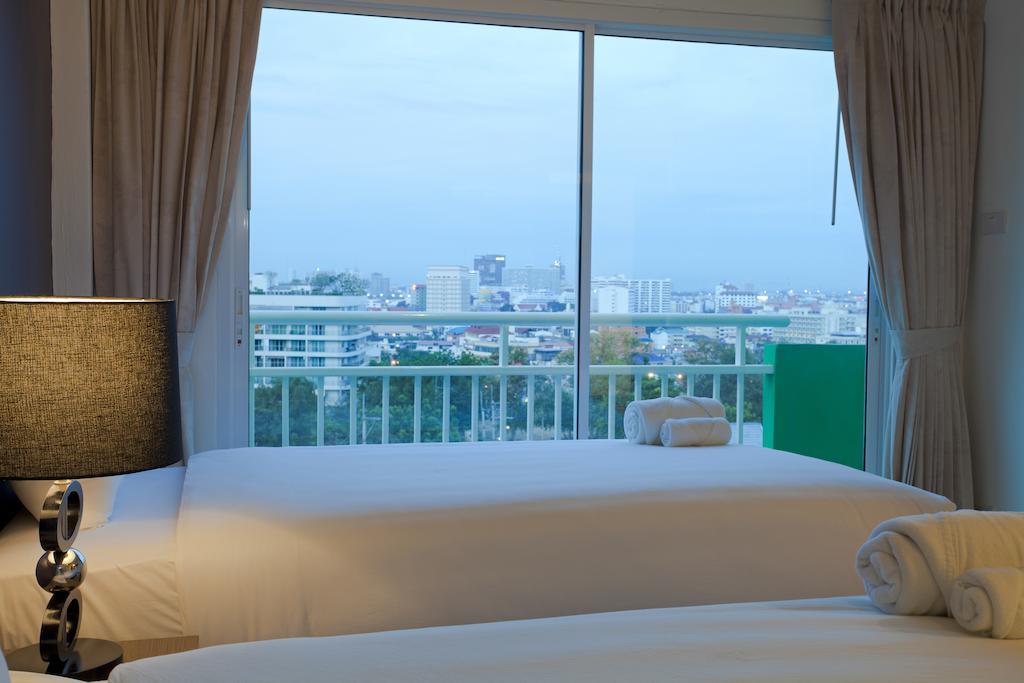 Wiz Hotel Pattaya Exteriör bild
