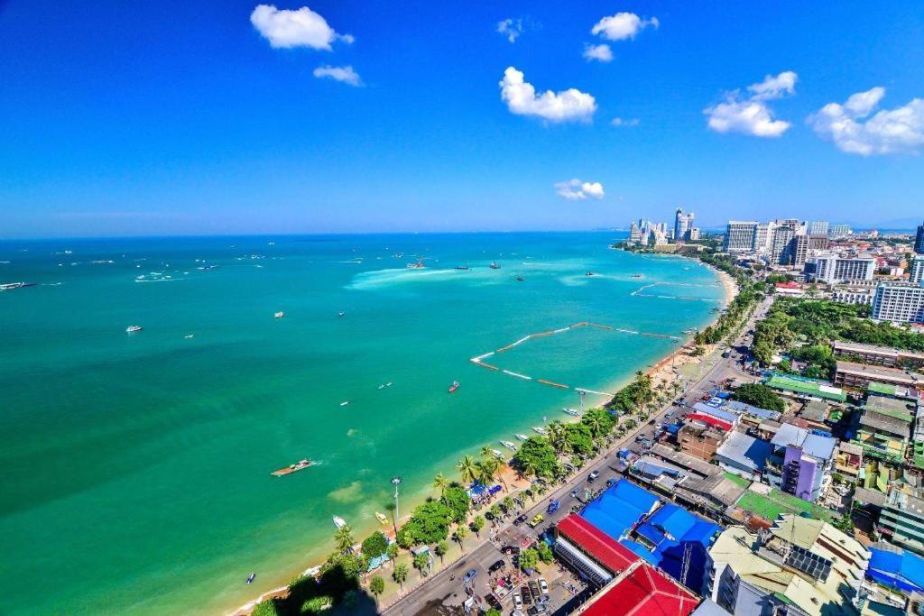 Wiz Hotel Pattaya Exteriör bild