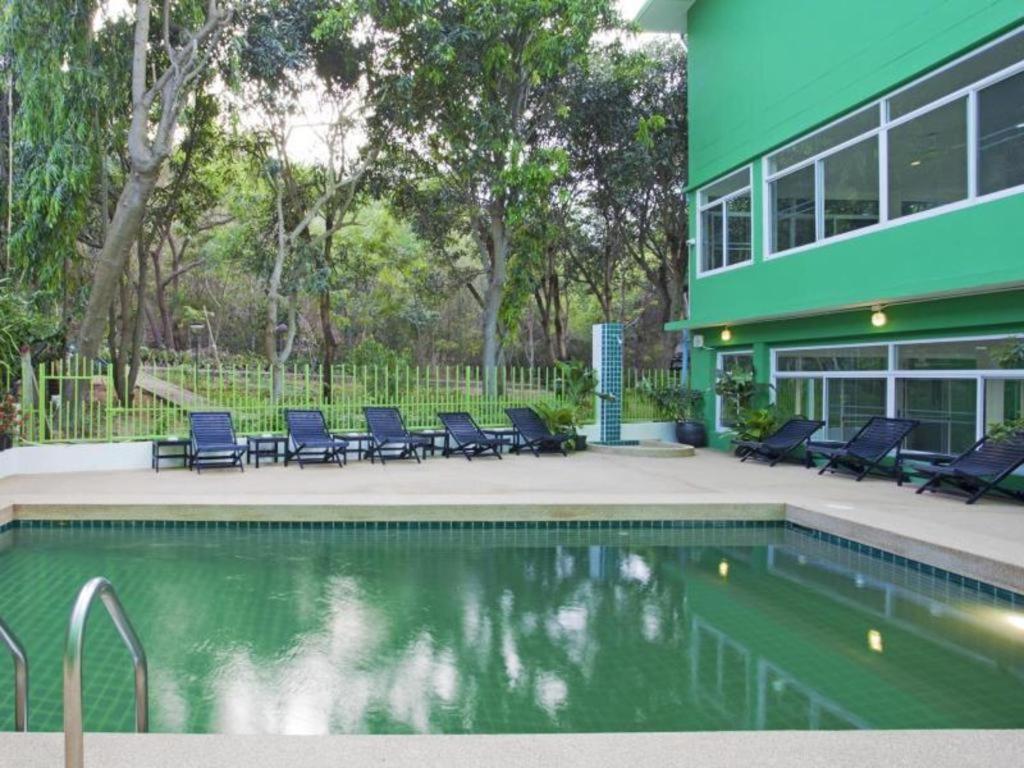 Wiz Hotel Pattaya Exteriör bild
