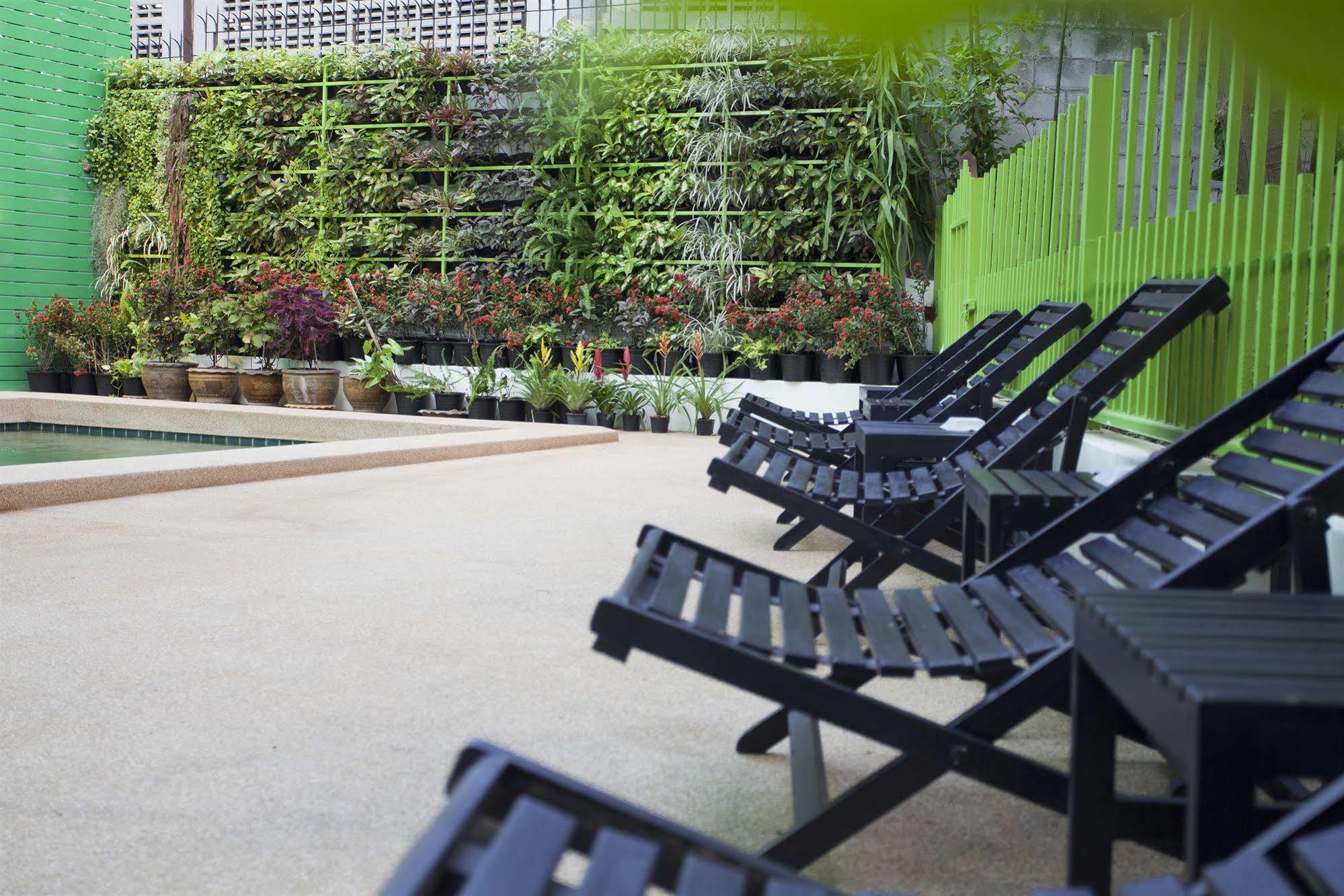 Wiz Hotel Pattaya Exteriör bild